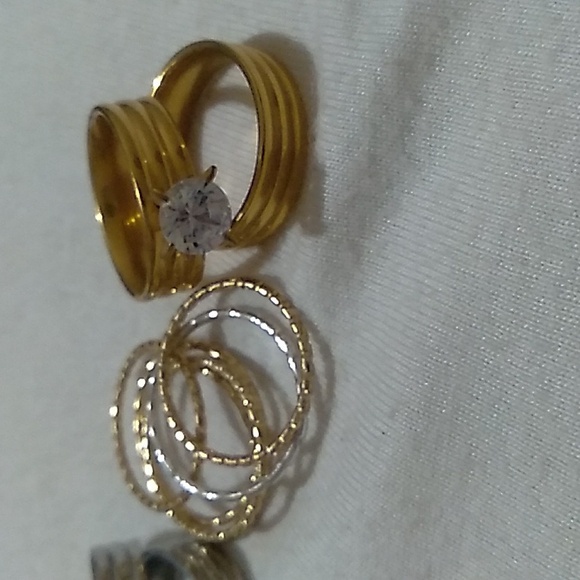 Stackable costume rings - Picture 3 of 5